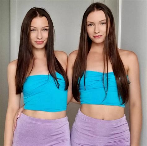 Identical twins with OnlyFans account say boyfriends。